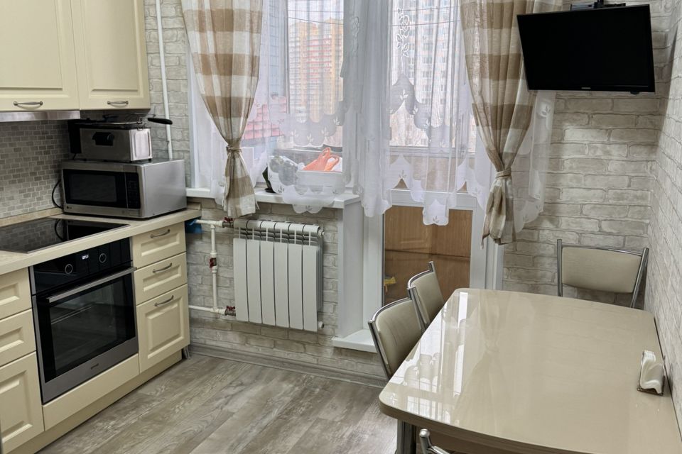 Продаётся 3-комнатная квартира, 60.2 м²