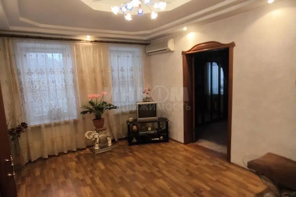 Продаётся 1-этажный дом, 232 м²