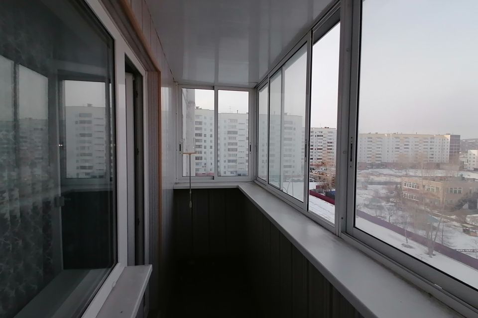 Продаётся 4-комнатная квартира, 97.7 м²