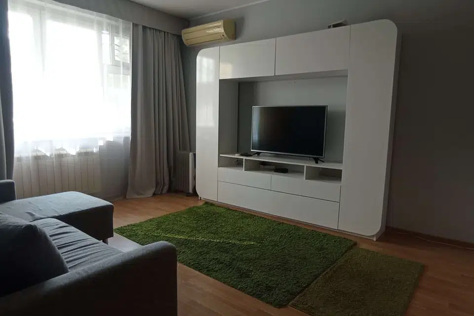 Продаётся 1-комнатная квартира, 38 м²