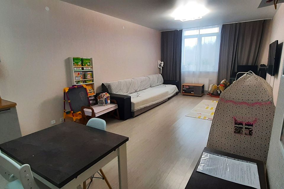 Продаётся 2-комнатная квартира, 55.5 м²