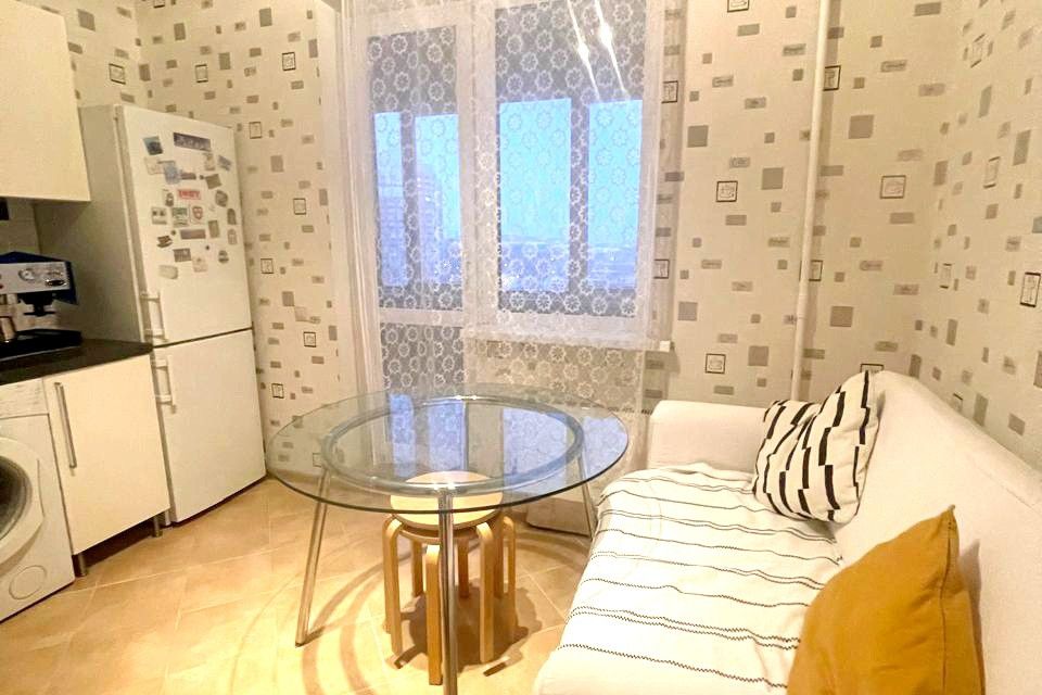 Продаётся 1-комнатная квартира, 40 м²