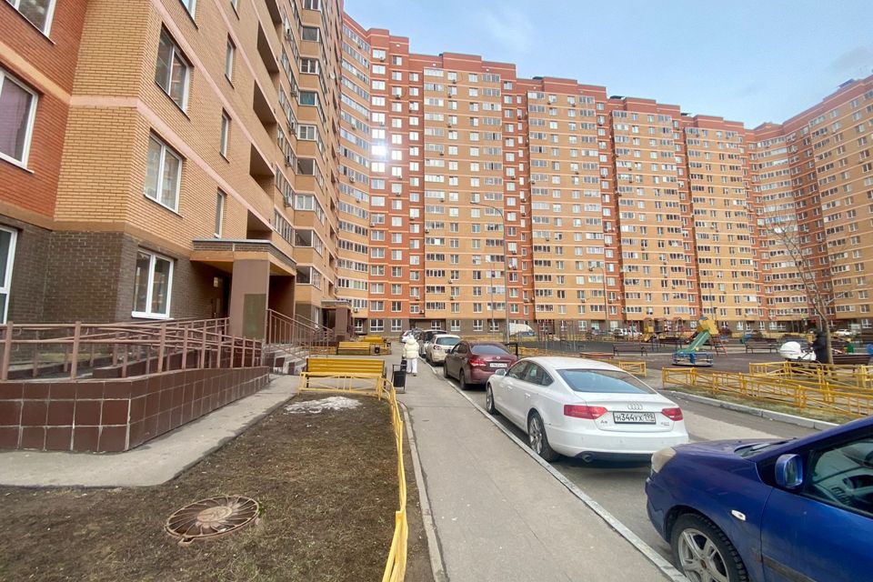 Продаётся 1-комнатная квартира, 36.6 м²