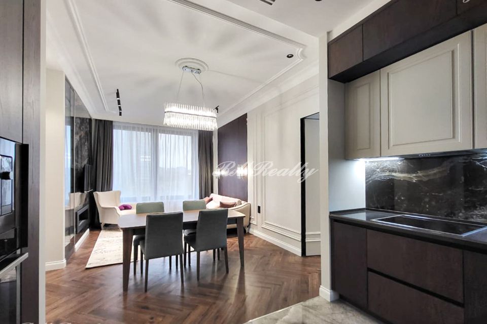Продаётся 4-комнатная квартира, 95 м²