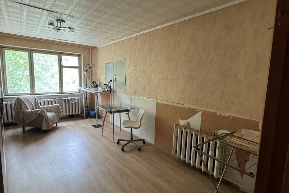 Продаётся комната в 3-комн. квартире, 16.9 м²