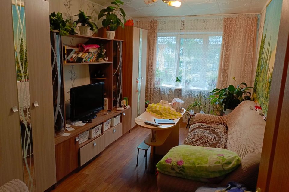 Продаётся 2-комнатная квартира, 42.4 м²