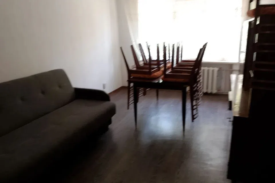 Продаётся 3-комнатная квартира, 57.3 м²