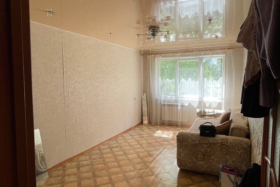 Продаётся 2-комнатная квартира, 48.2 м²
