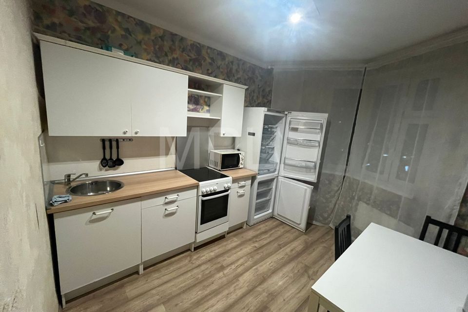 Продаётся 1-комнатная квартира, 37 м²