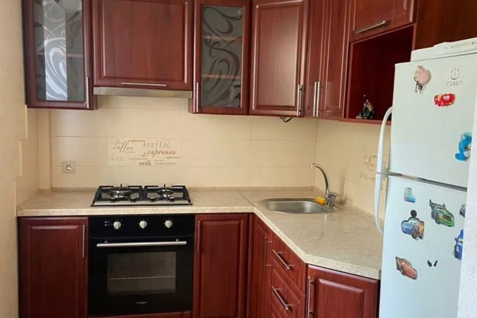 Продаётся 3-комнатная квартира, 57.5 м²