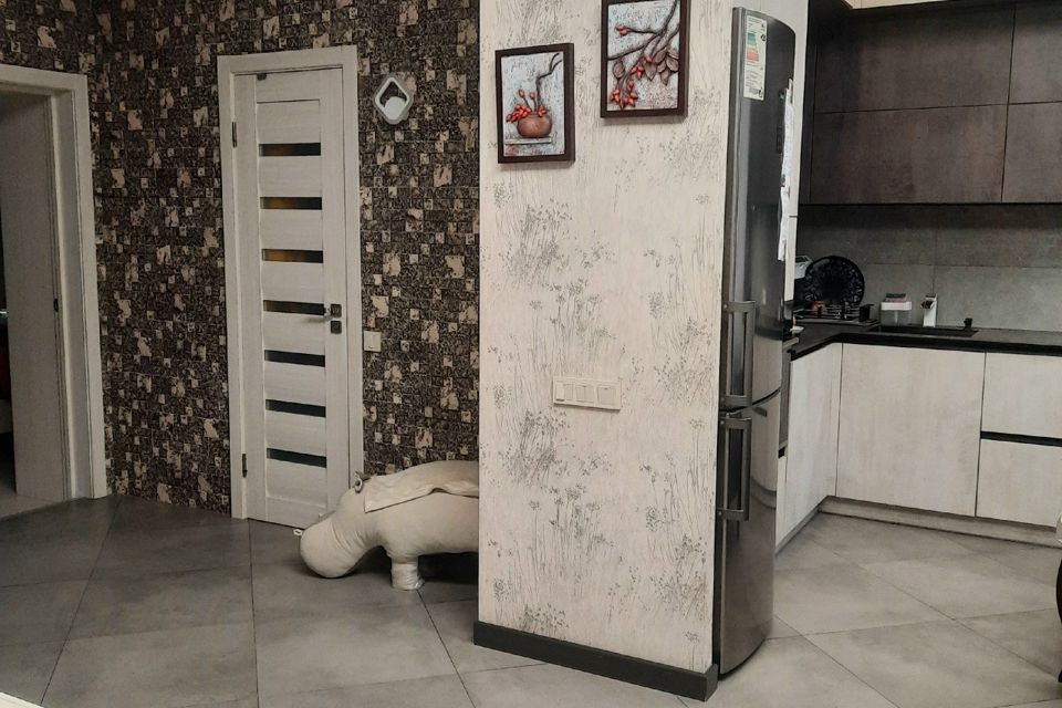 Продаётся 2-комнатная квартира, 56.5 м²