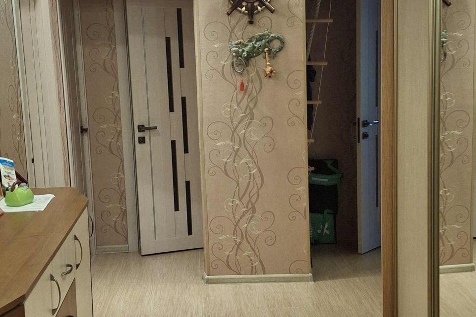Продаётся 2-комнатная квартира, 67.2 м²