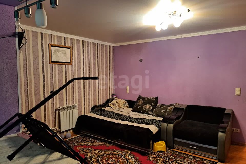 Продаётся 1-комнатная квартира, 32 м²