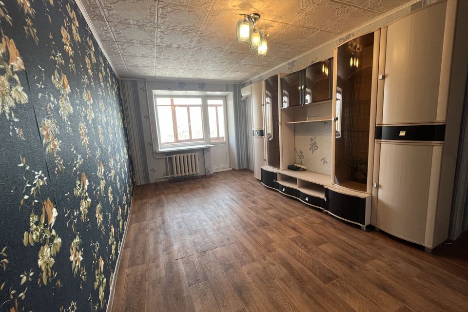 Продаётся 3-комнатная квартира, 60.3 м²