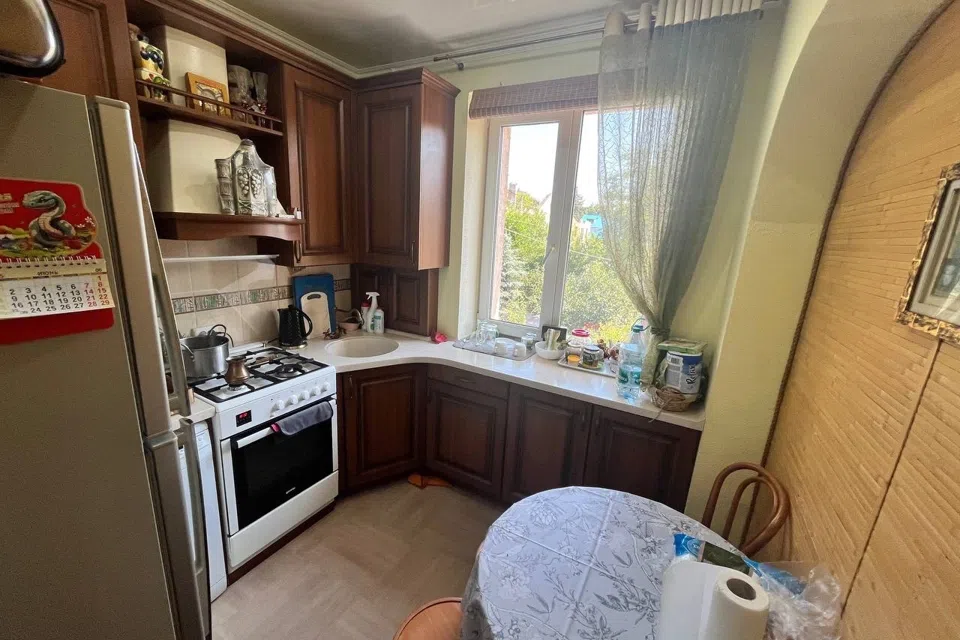 Продаётся 3-комнатная квартира, 62.8 м²