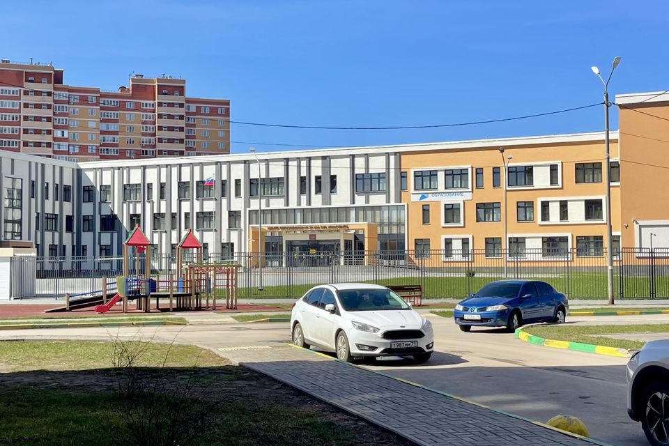 Продаётся 2-комнатная квартира, 43.9 м²