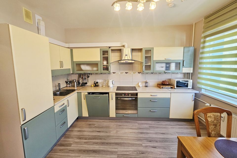 Продаётся 2-комнатная квартира, 55.4 м²