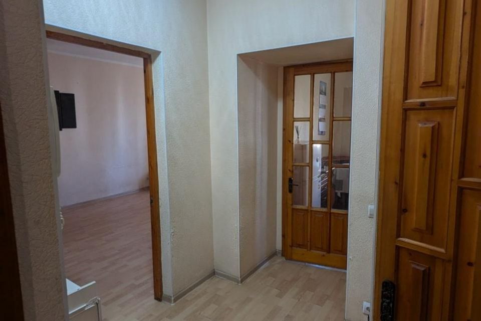 Продаётся 1-комнатная квартира, 37 м²