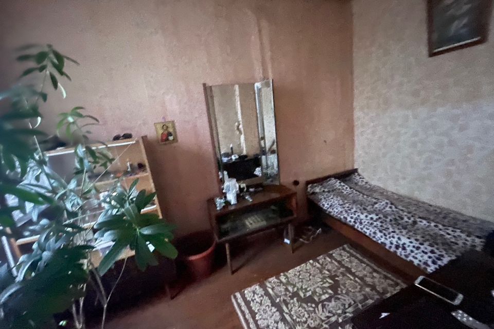 Продаётся 3-комнатная квартира, 60.5 м²