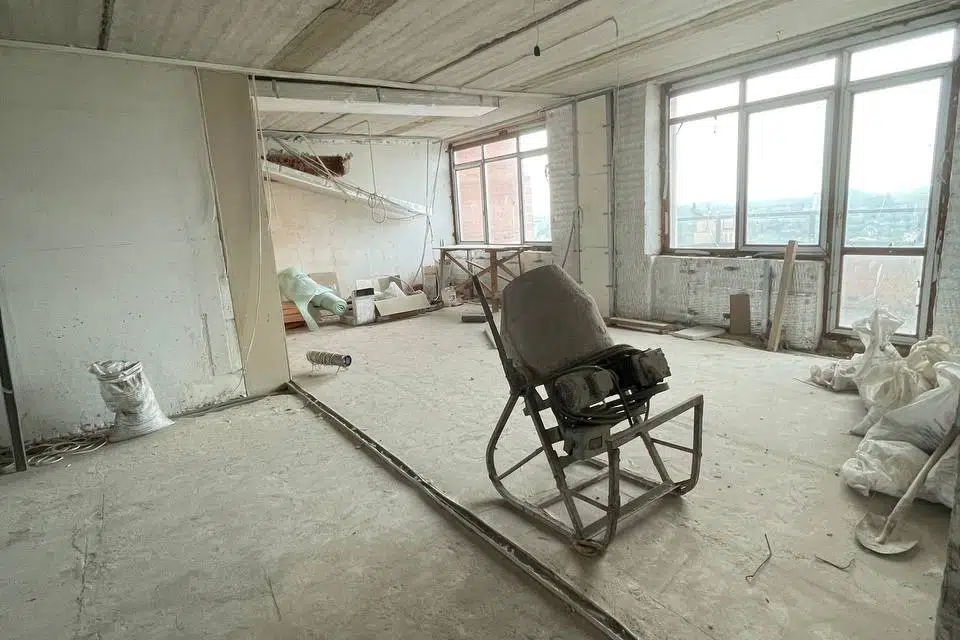 Продаётся 5-комнатная квартира, 522 м²