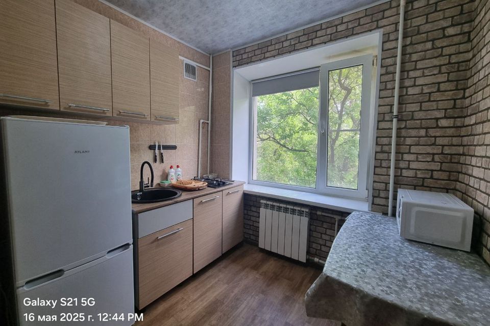 Продаётся 4-комнатная квартира, 61 м²