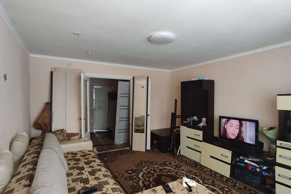Продаётся 4-комнатная квартира, 75.5 м²