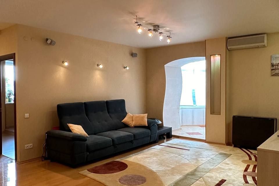 Продаётся 2-комнатная квартира, 91 м²