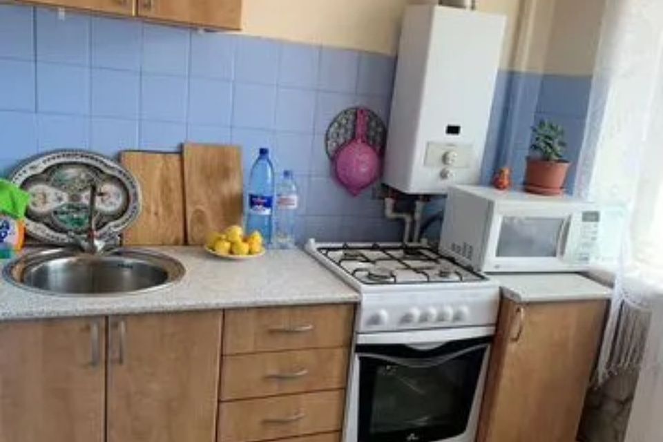 Продаётся 2-комнатная квартира, 40.7 м²