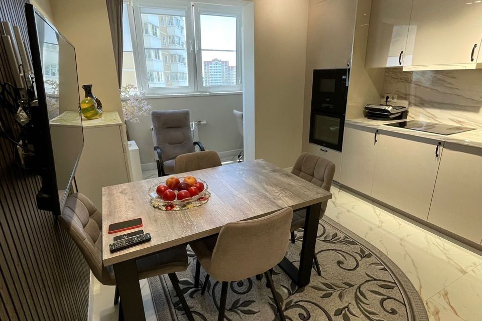 Продаётся 2-комнатная квартира, 63 м²