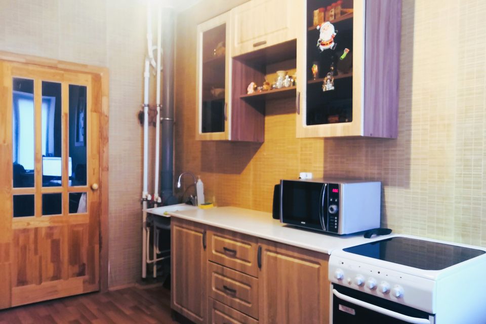 Продаётся 1-комнатная квартира, 52.7 м²