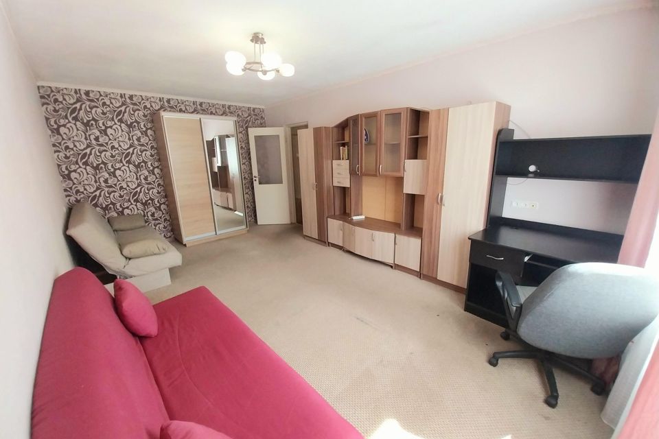 Продаётся 1-комнатная квартира, 38.4 м²