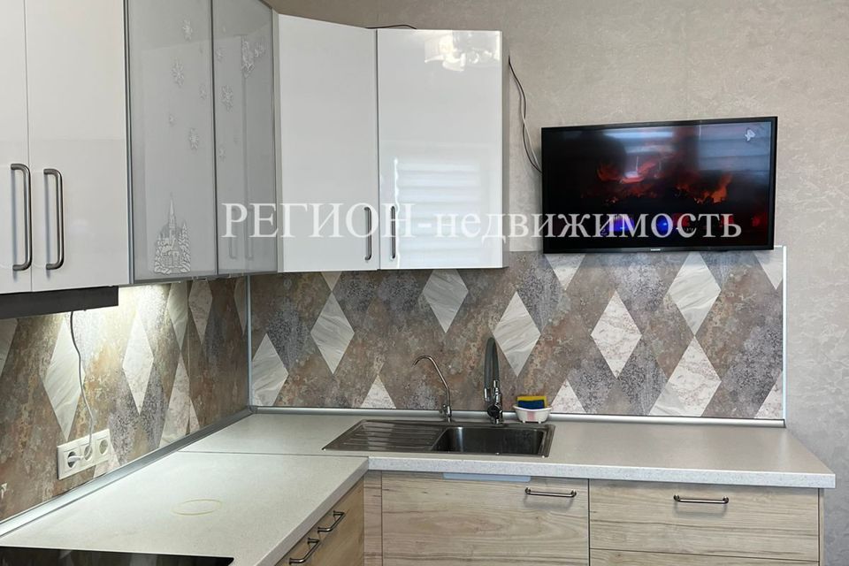 Продаётся 2-комнатная квартира, 72.2 м²
