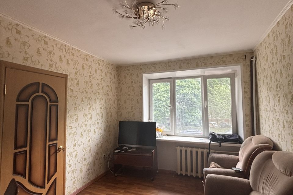 Продаётся 2-комнатная квартира, 42.3 м²