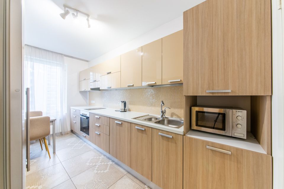 Продаётся 4-комнатная квартира, 144.4 м²