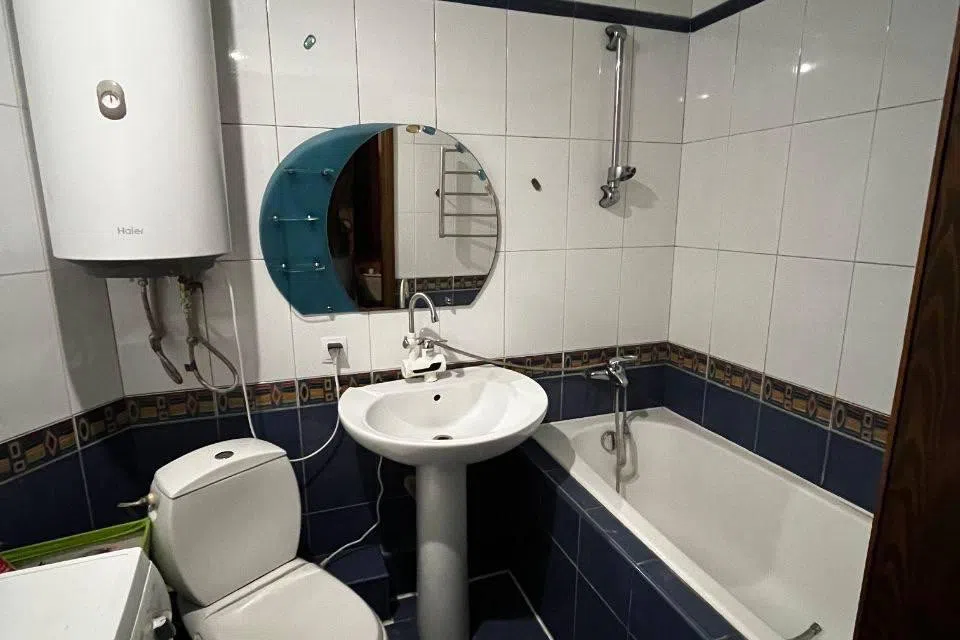 Продаётся 3-комнатная квартира, 6 м²