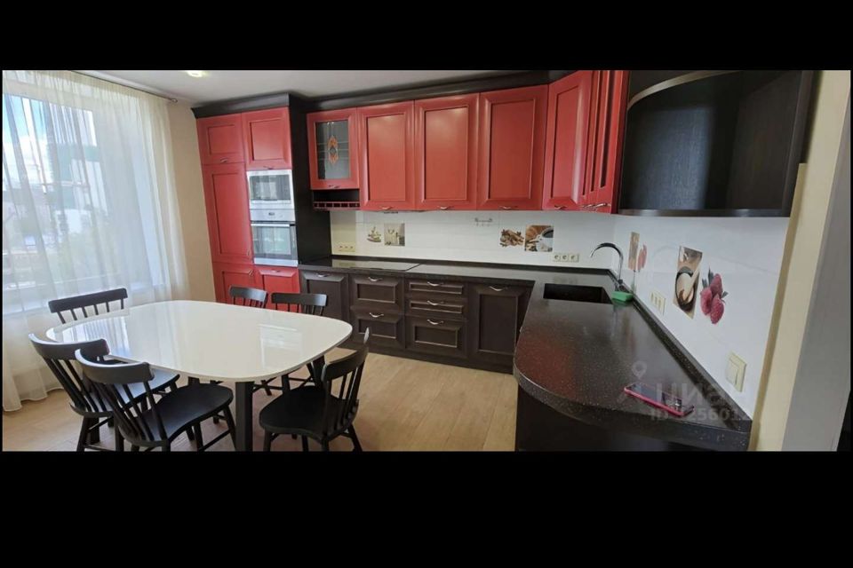 Сдаётся 3-комнатная квартира, 81.4 м²