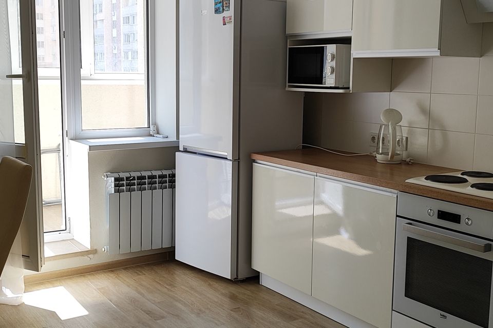 Продаётся 1-комнатная квартира, 41.7 м²