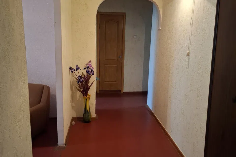Продаётся 3-комнатная квартира, 70 м²