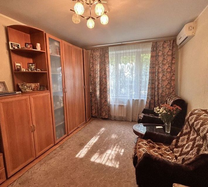 Продаётся 2-комнатная квартира, 50.6 м²