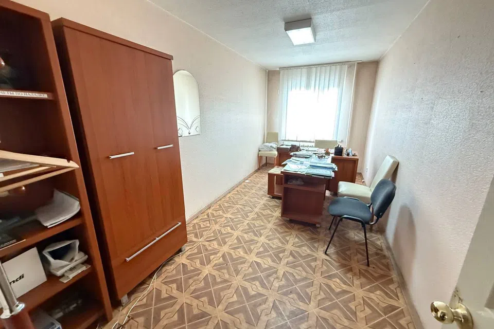 Продаётся 3-комнатная квартира, 58 м²