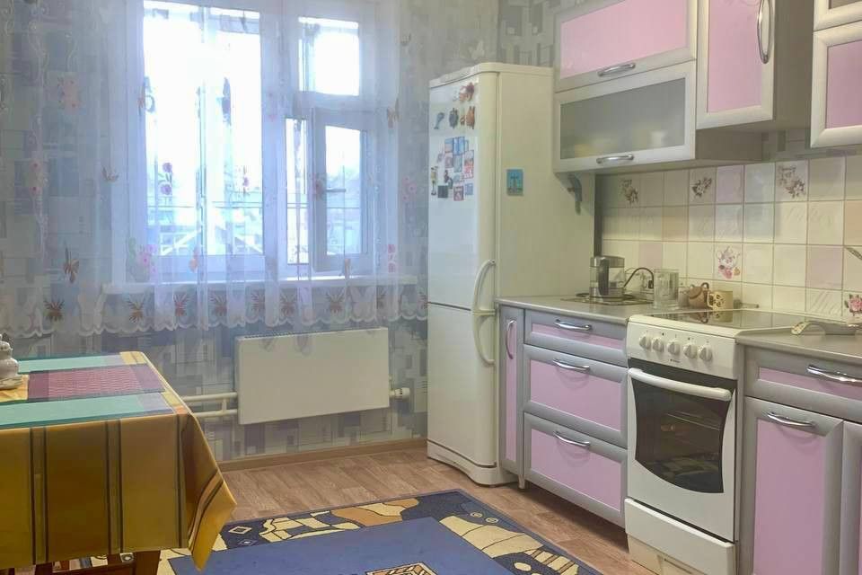 Продаётся 1-комнатная квартира, 37 м²