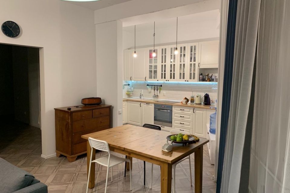 Сдаётся 3-комнатная квартира, 112 м²