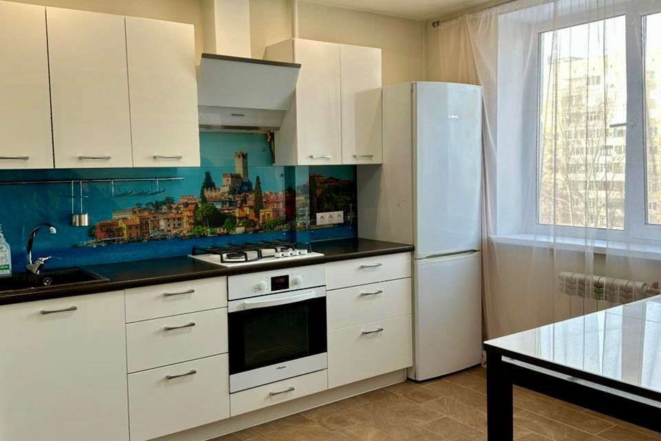 Продаётся 3-комнатная квартира, 65.1 м²