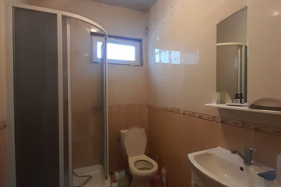 Продаётся 1-этажный дом, 200 м²