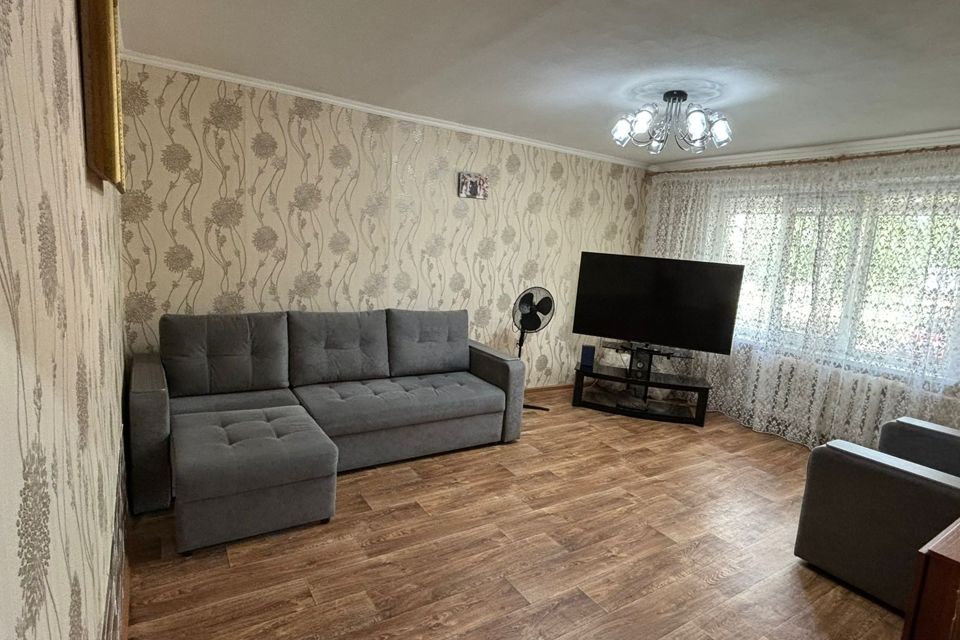 Продаётся 3-комнатная квартира, 60 м²