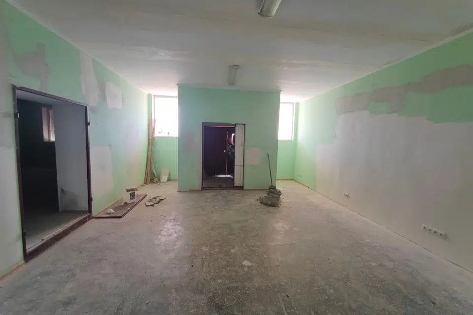 Продаётся помещение своб. назначения, 301 м²