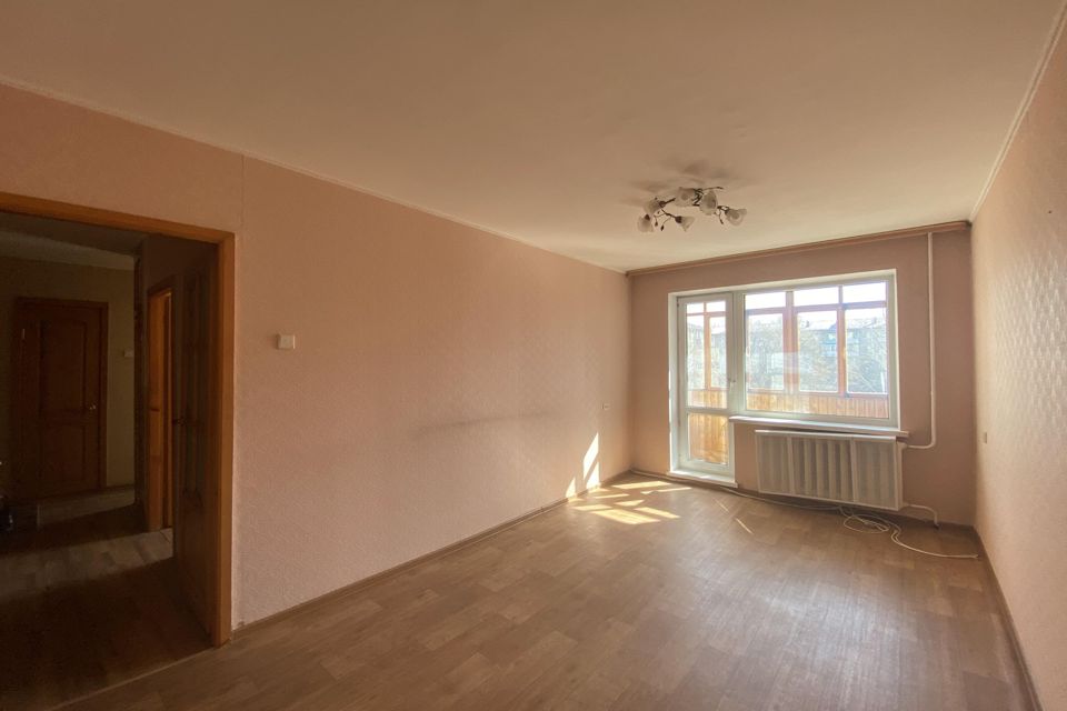 Продаётся 3-комнатная квартира, 61 м²