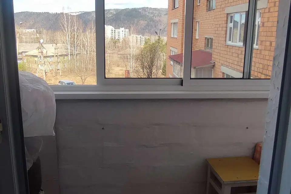 Продаётся 3-комнатная квартира, 63.3 м²