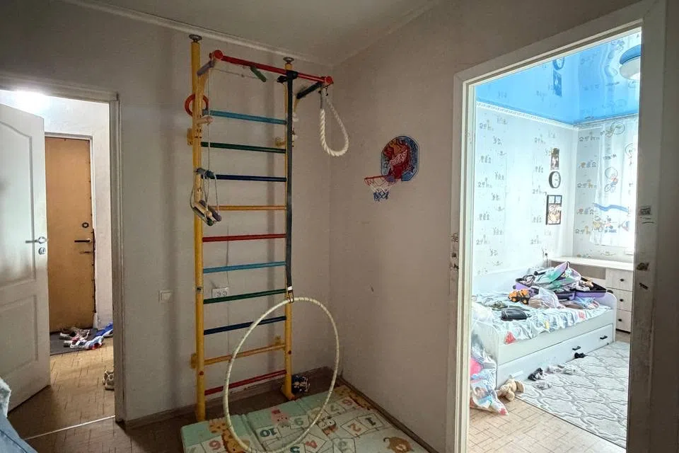 Продаётся 3-комнатная квартира, 714 м²