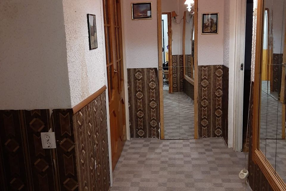 Продаётся 2-комнатная квартира, 58.7 м²